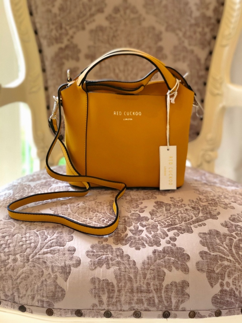 Small bucket deals bag