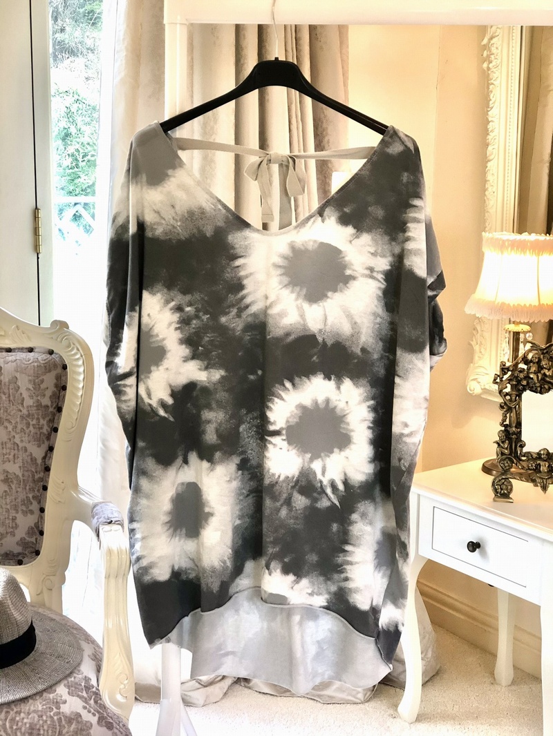 Magic Tunic Top Grey