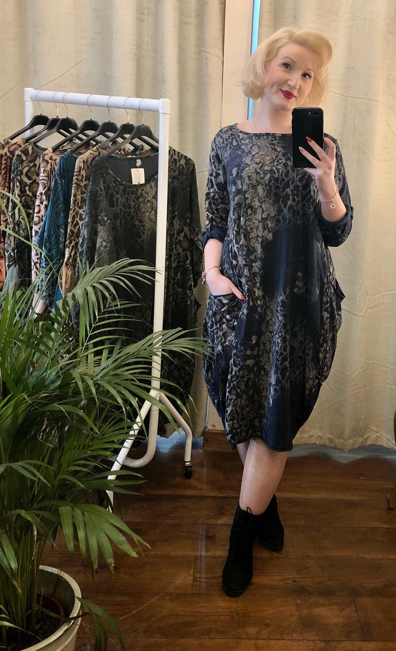 Leopard dress navy