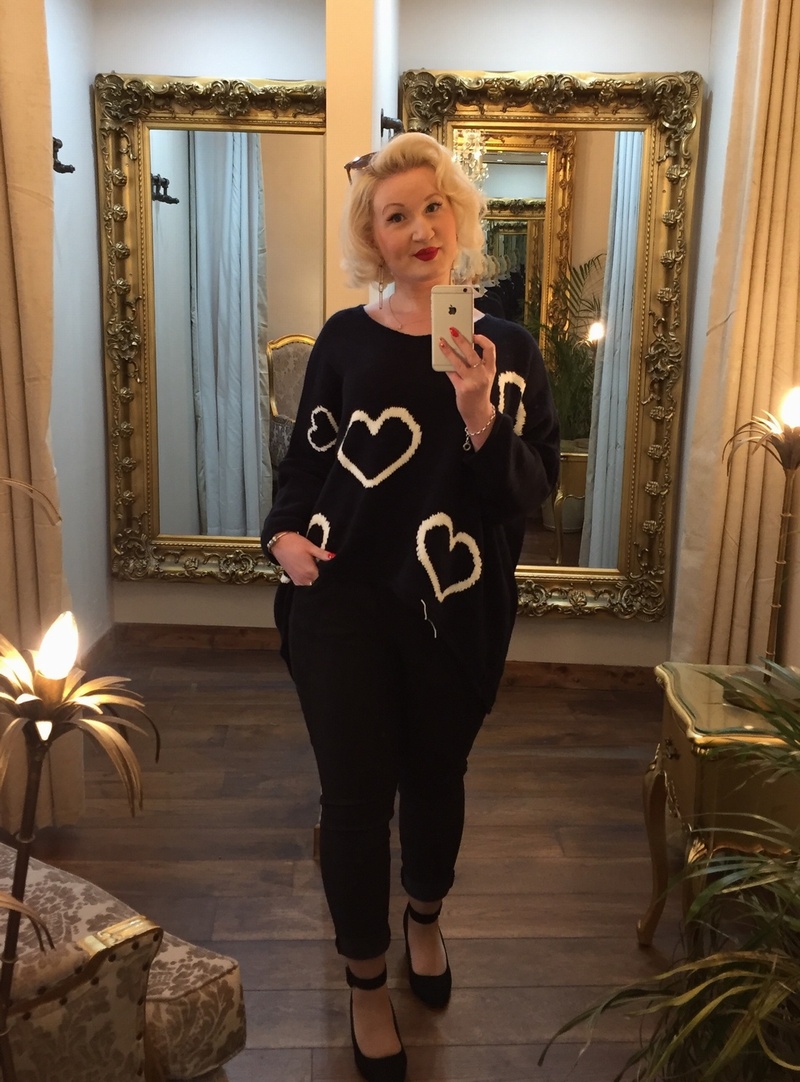 Heart jumper navy