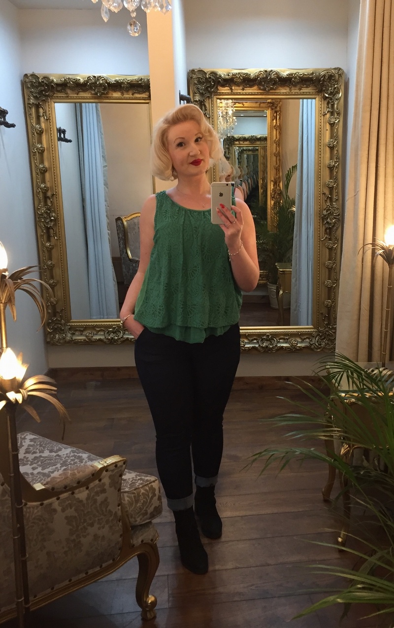 Lace Vest Green