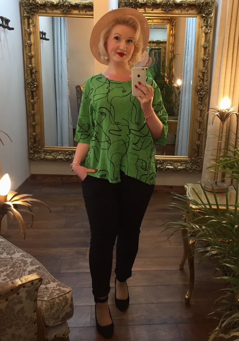 Face Top Green