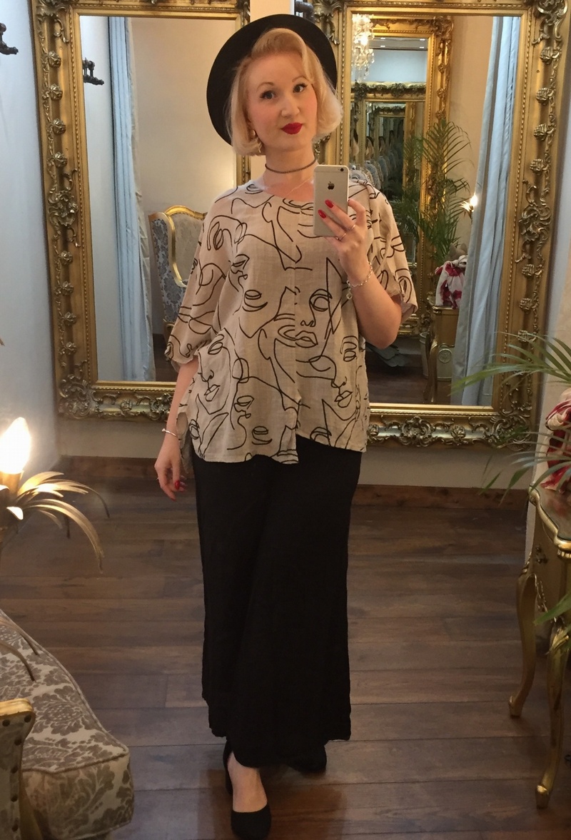 Lesy Face Top Beige