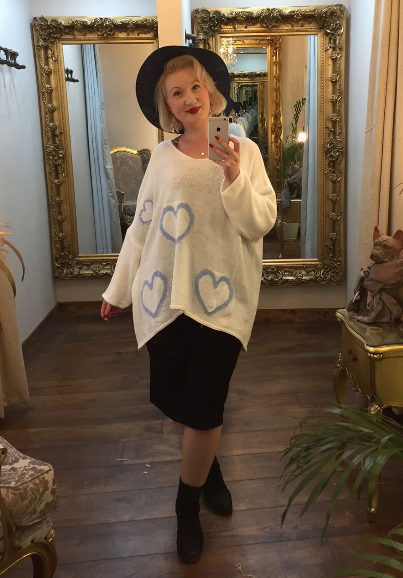 Heart Jumper white