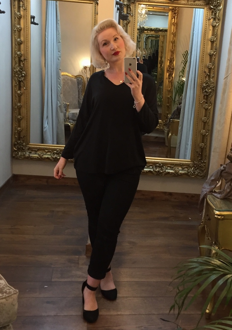 Super soft Knit Black