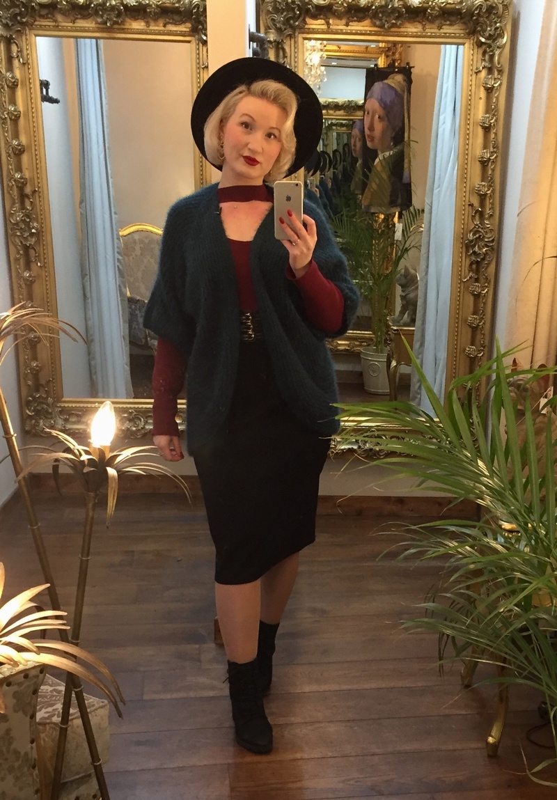 Huge Knit Teal