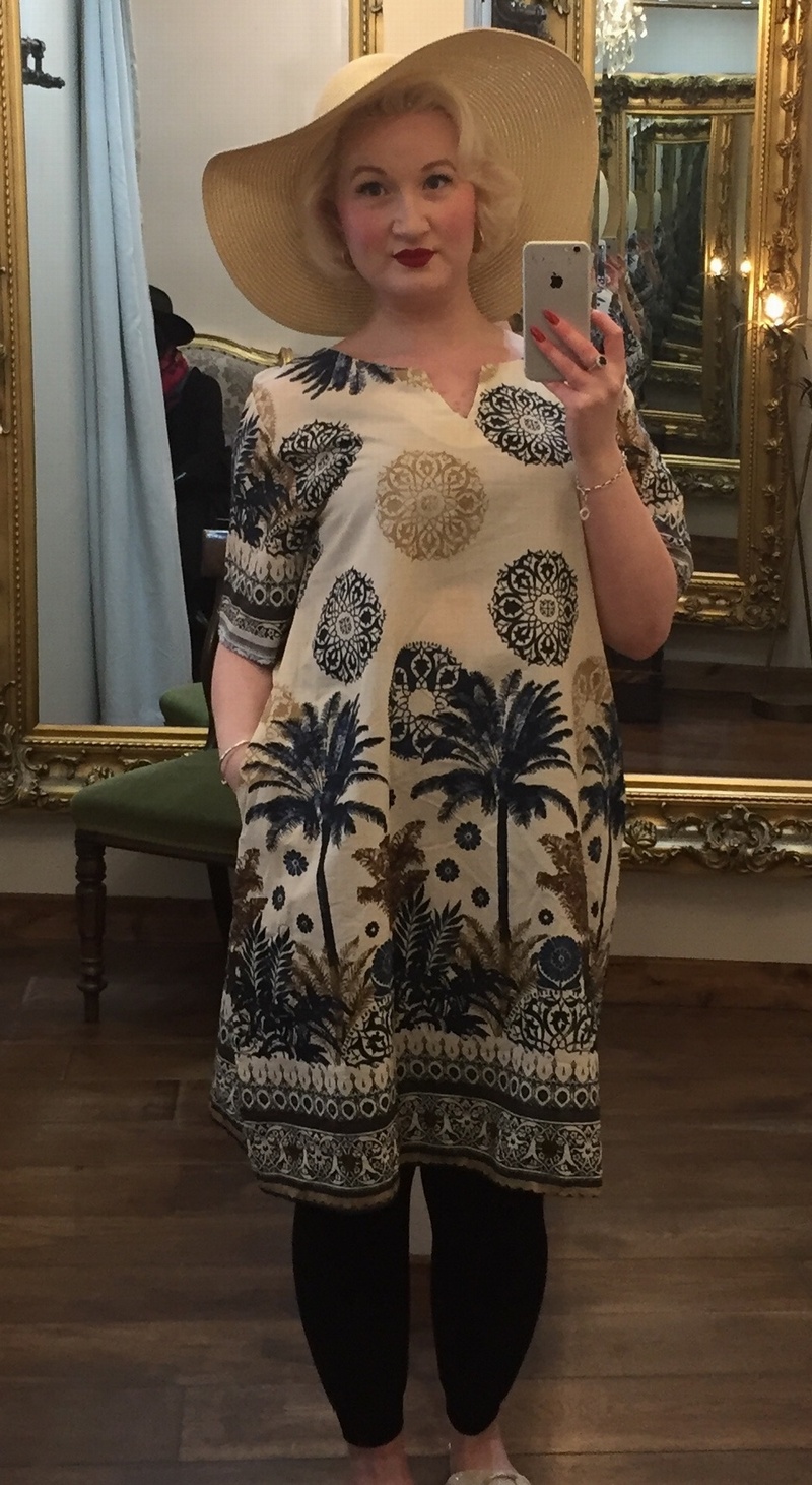 Mem Tunic Dress Beige & Navy