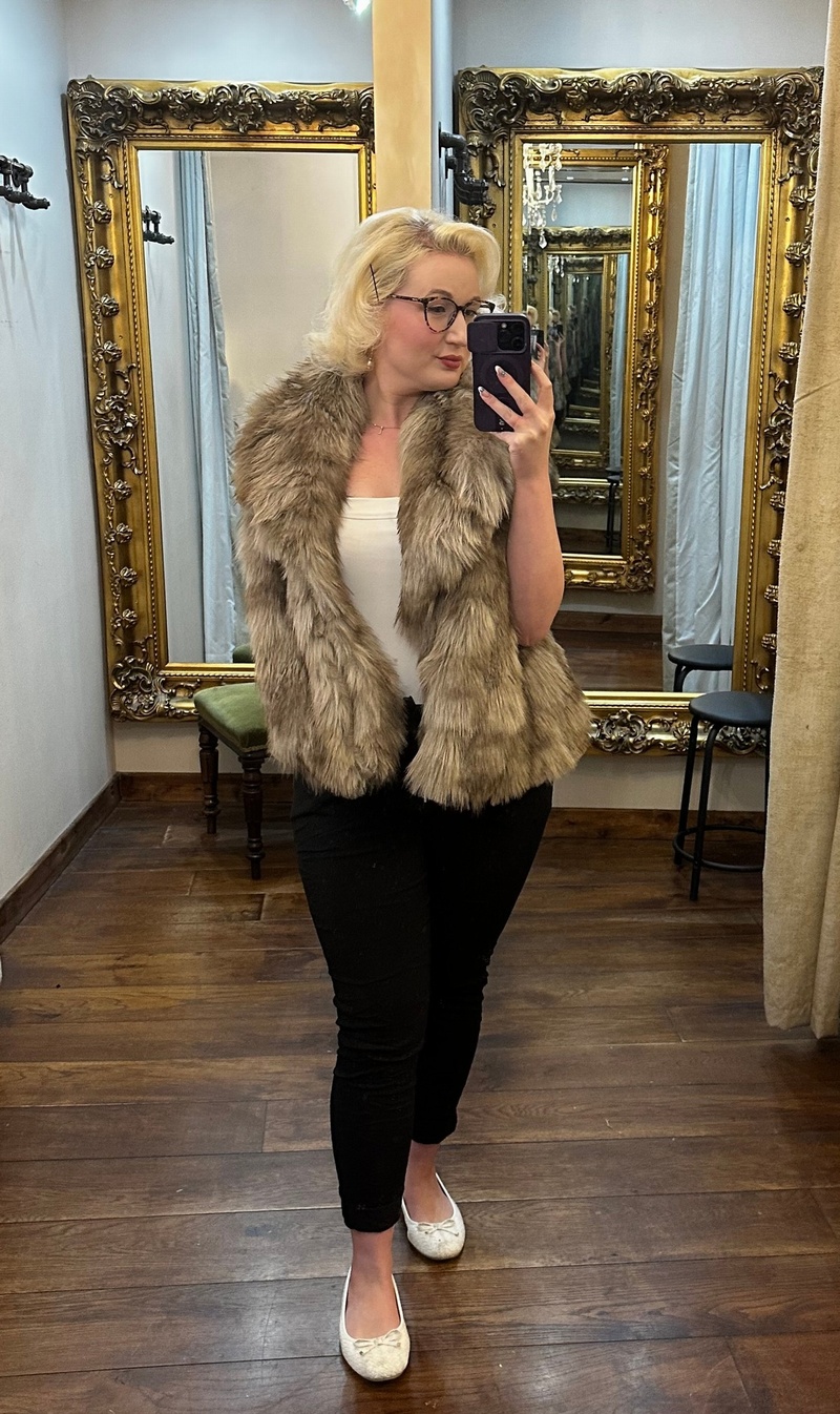 Lady Faux Fur Gilet Taupe
