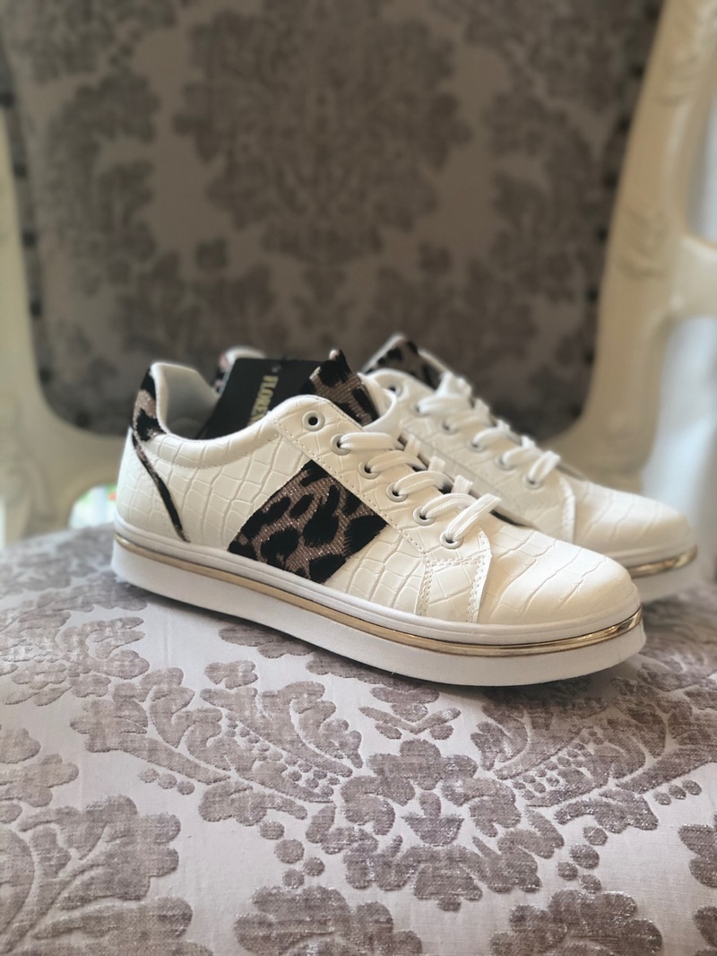 Leopard Design Trainer White