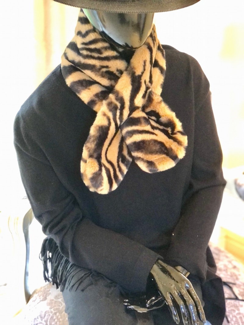 Tiger Print Faux Fur Short Snood Camel/Black