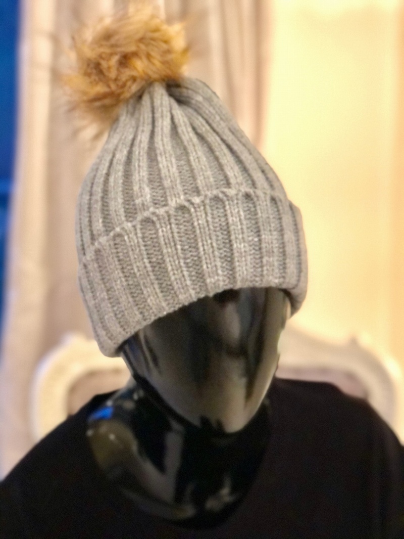 Heavy Turn Up Pom Hat Grey