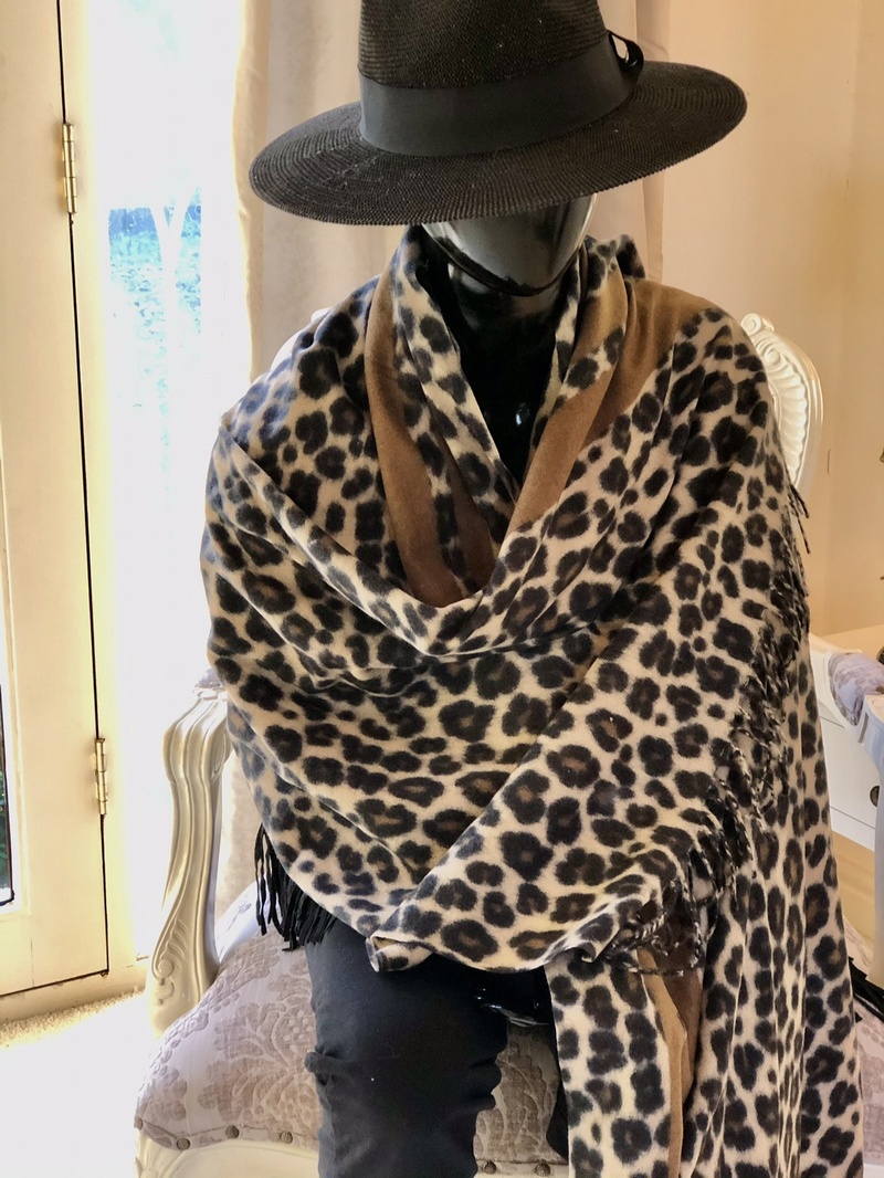 Thick Leopard Print Wrap Camel Stripe