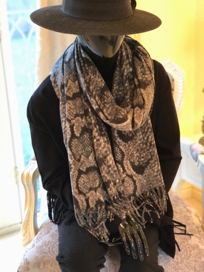 Snake Print Wrap Grey