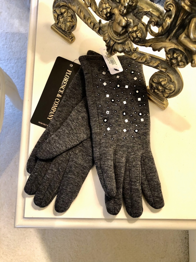 Stud Glove Grey