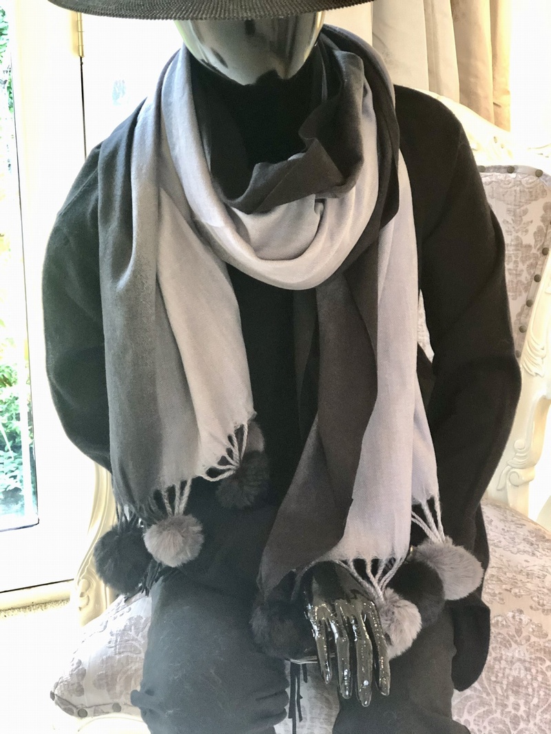 Super Soft Pom Pom Scarf Grey’s