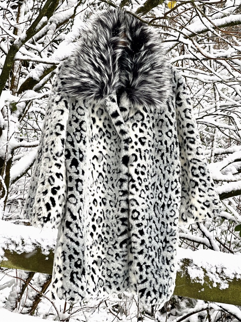 Super Soft Faux Fur Coat Snow Leopard