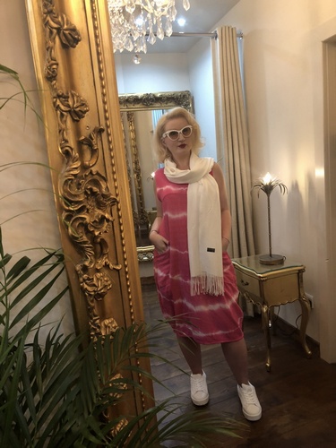 Strike Dress cerise