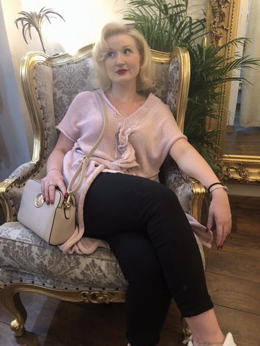 Designer inspired Twist  Front knit Pink