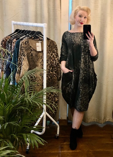 Leopard dress Black