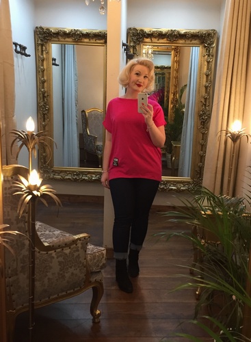 Label Tee Top Cerise