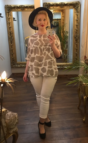 Mary T Top Beige
