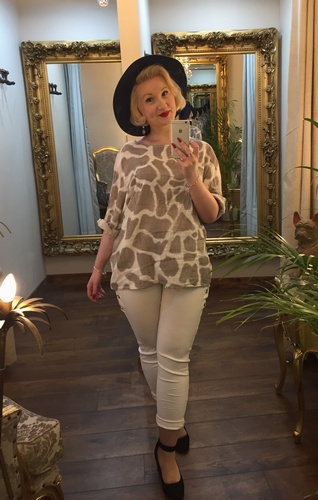 Mary T Top Beige