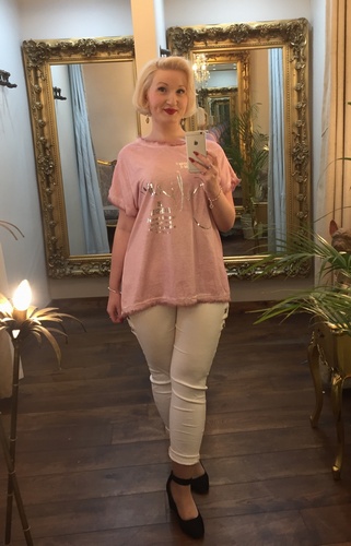 Believe T Pink