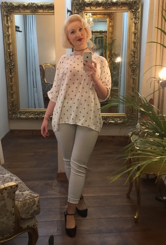 Spot Tee White