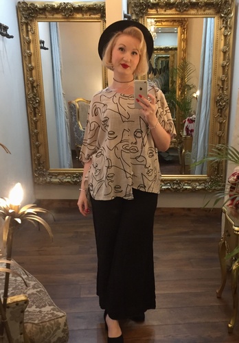 Lesy Face Top Beige