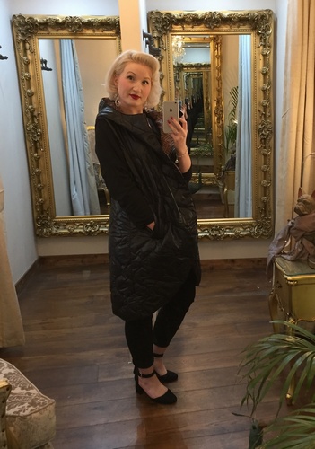 Designer Inspired Gilet Black