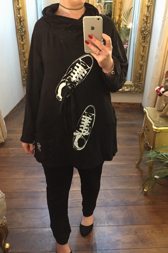 Laces SweatShirt Black