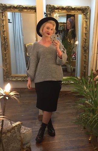 Button Arm Knit Grey