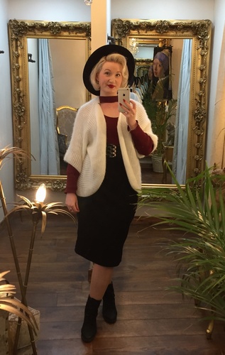 Huge Knit Cream