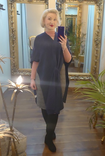 Cape Cardi Navy
