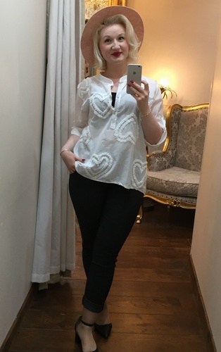 RG Button Top White