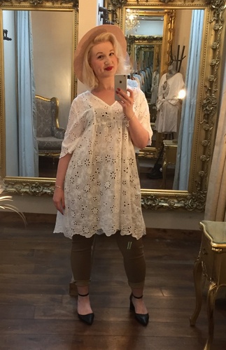 Emboidorie Anglaise Tunic White