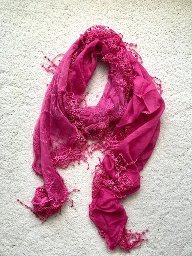 Deco Lace Scarf Fuschia
