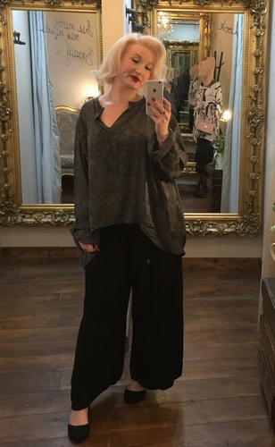 Abstract Top Grey