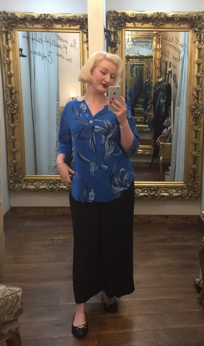 Lily Top Blue