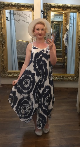Valentina Dress White and Navy