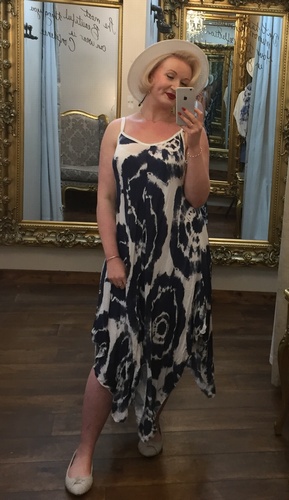 Valentina Dress White and Navy