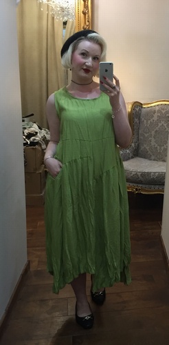 To Dress Green