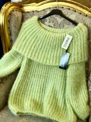 Off Shoulder Knit Green