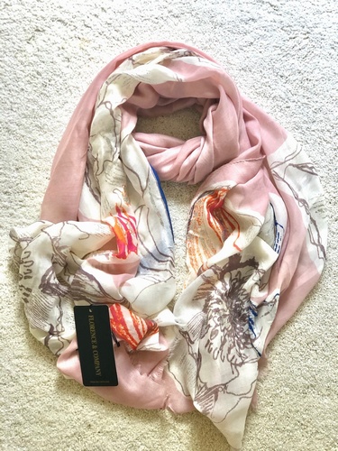 Large Flower Foil finish Cream pale Pink