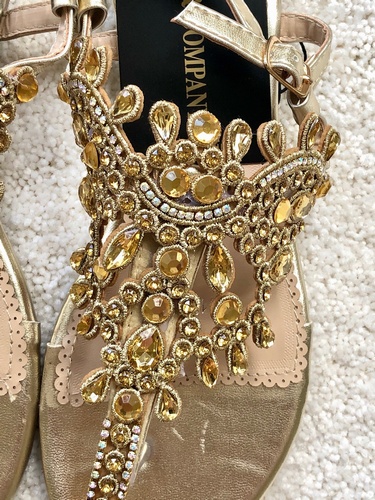 Delicate Jewel Sandal Gold
