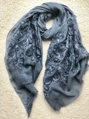Appliqué Raised Scarf Washed Dark Denim