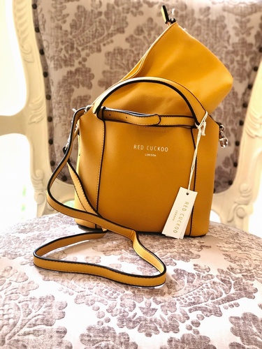 Small Bucket Bag Mellow Honey
