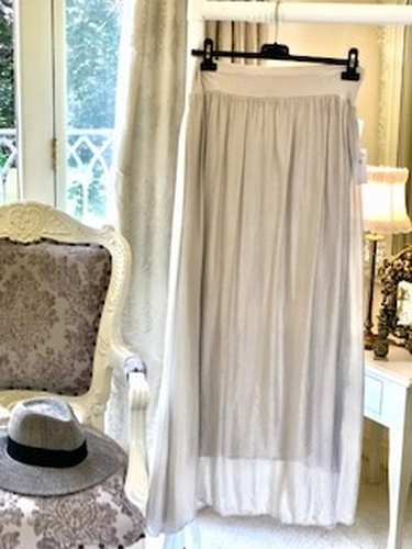 Silk Skirt Stone