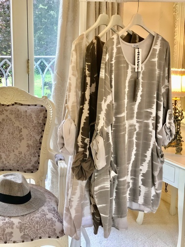Blurred Lines Tunic Pale Stone