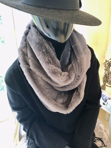 Plush Lush Snood Grey